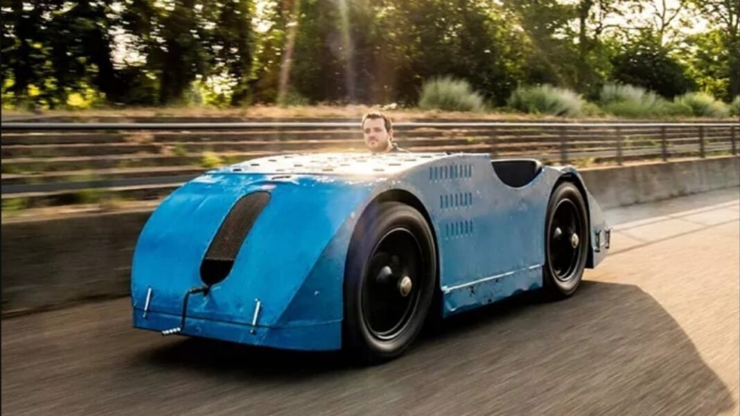 I shëmtuar dhe i vogël, por kushton më shumë se I shëmtuar dhe i vogël, por kushton më shumë se Bugatti Chiron i Benzema