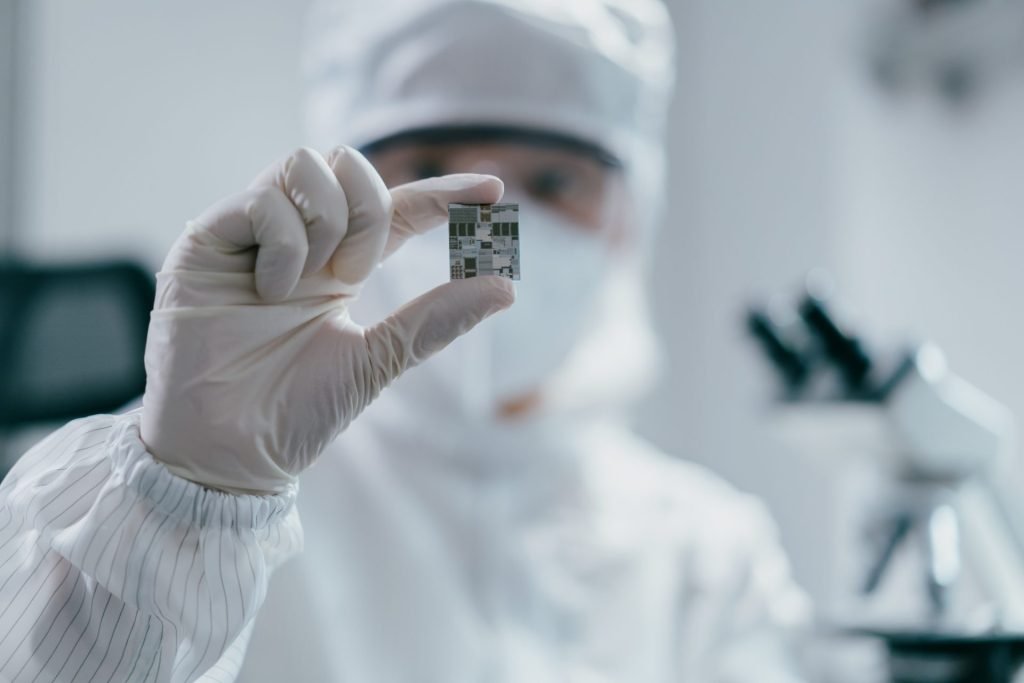 Shpikja e re kineze: Pajisja që mund të lëvizë objektet nga larg!