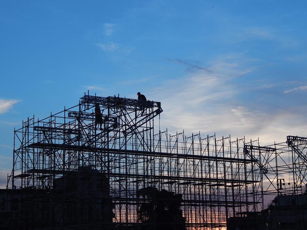 Ndërtimi kthehet në sektorin më fitimprurës në ekonomi Ads