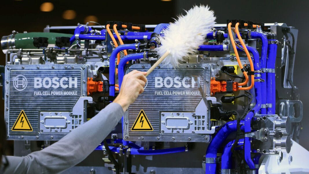 Si ta kuptoni që industria e makinave në Perëndim është Ads