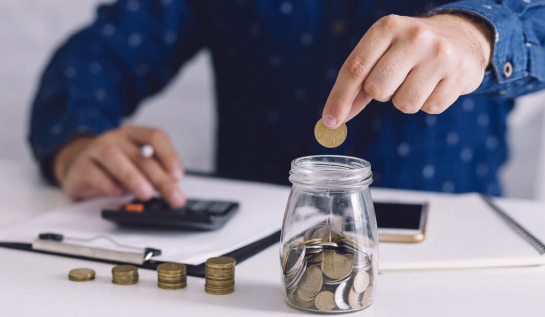 Më shumë se 48 mijë shqiptarë kontribuojnë për pension privat Më shumë se 48 mijë shqiptarë kontribuojnë për pension privat