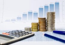 Pagat mbajnë buxhetin, investimet nuk prodhojnë rritje Ads