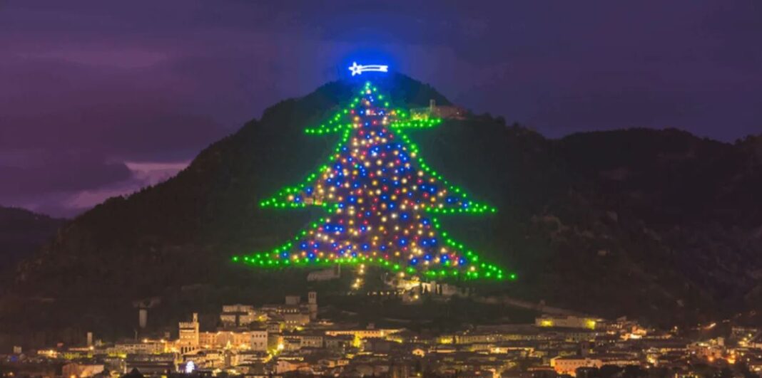 7.5 kilometra kabllo elektrike dhe 700 drita – Italia ndez pemën më të madhe të Krishtlindjes në botë