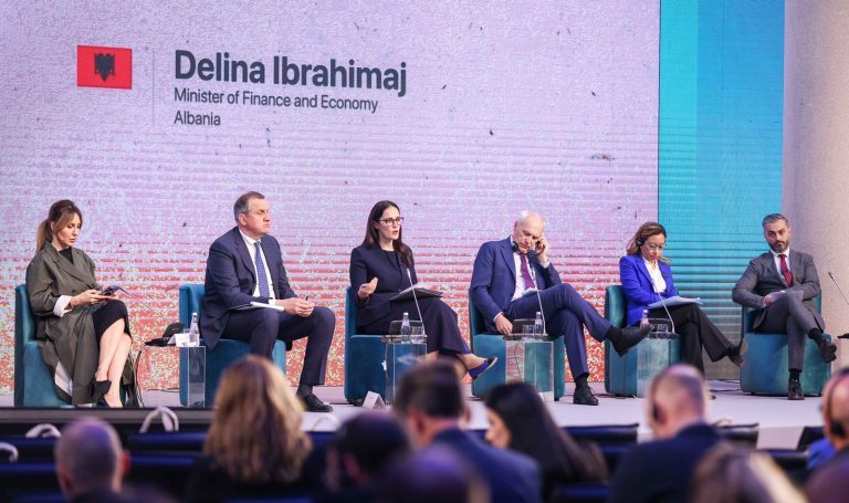 Afat bizneseve për rritjen e pagave – Ibrahimaj: Në 2025-ës, Afat bizneseve për rritjen e pagave – Ibrahimaj: Në 2025-ës, s’do të ketë pagesa nën 45 mijë lekë/muaj