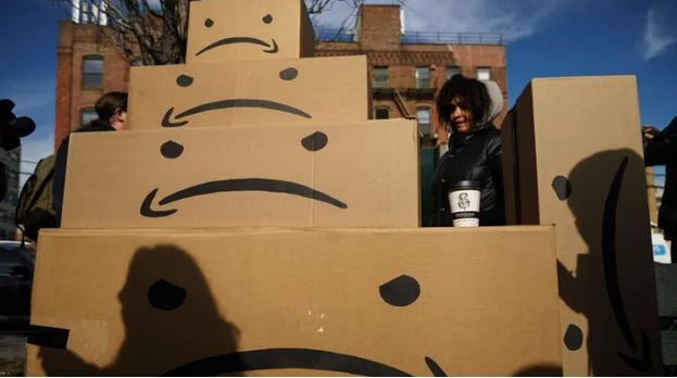 Amazon bëhet kompania e parë që humbet 1 trilion dollarë në vlerë aksionesh