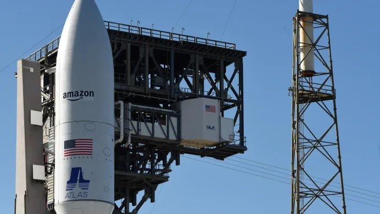 Amazon lëshon prototipet e para të satelitëve të internetit!