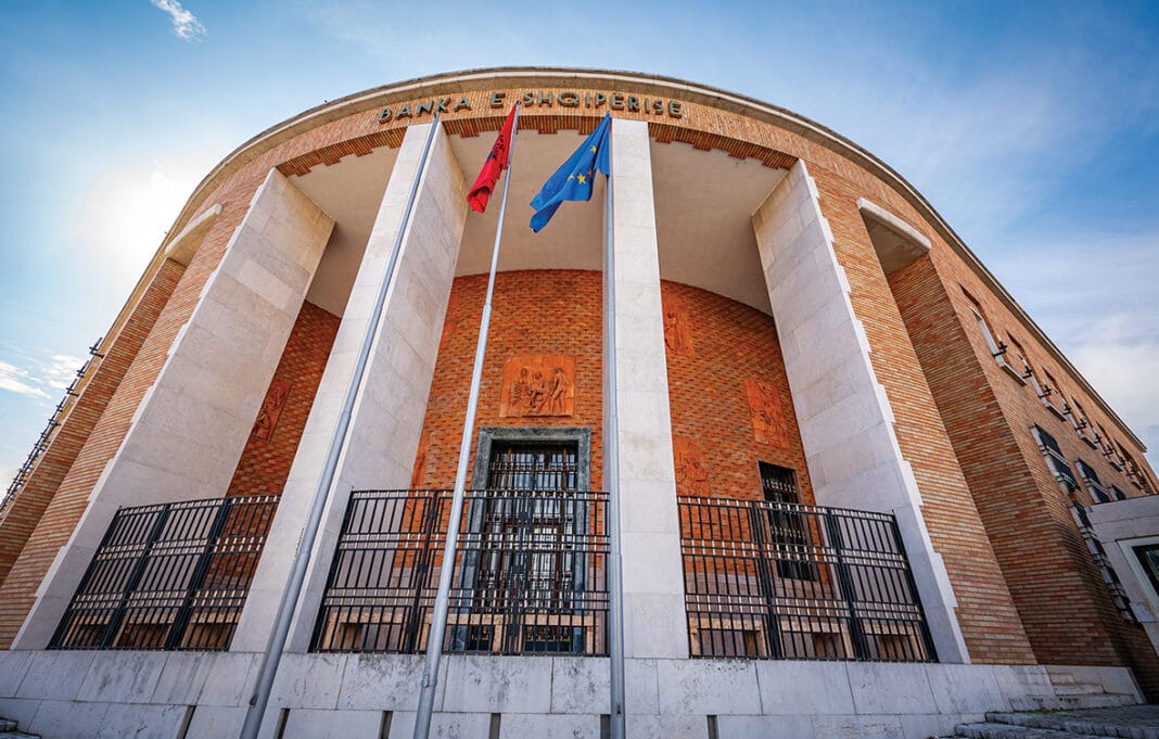 BSH miraton rregullore të re për sigurinë fizike të bankave Ads