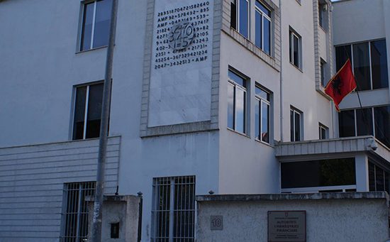 Ç’ndodh me AMF deri në zgjedhjen e kryetarit të ri – Funksionet mbulohen nga Nëndrejtori Ekzekutiv, Qeveria propozon emrin e ri