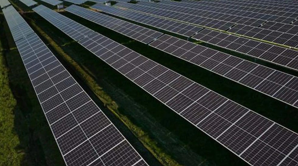 Flukset e investimeve nga Turqia rrisin potencialin e energjisë diellore Ads
