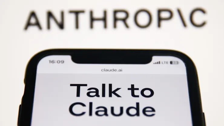 Google do të investojë 2 miliardë dollarë në konkurrentin e OpenAI, Anthropic