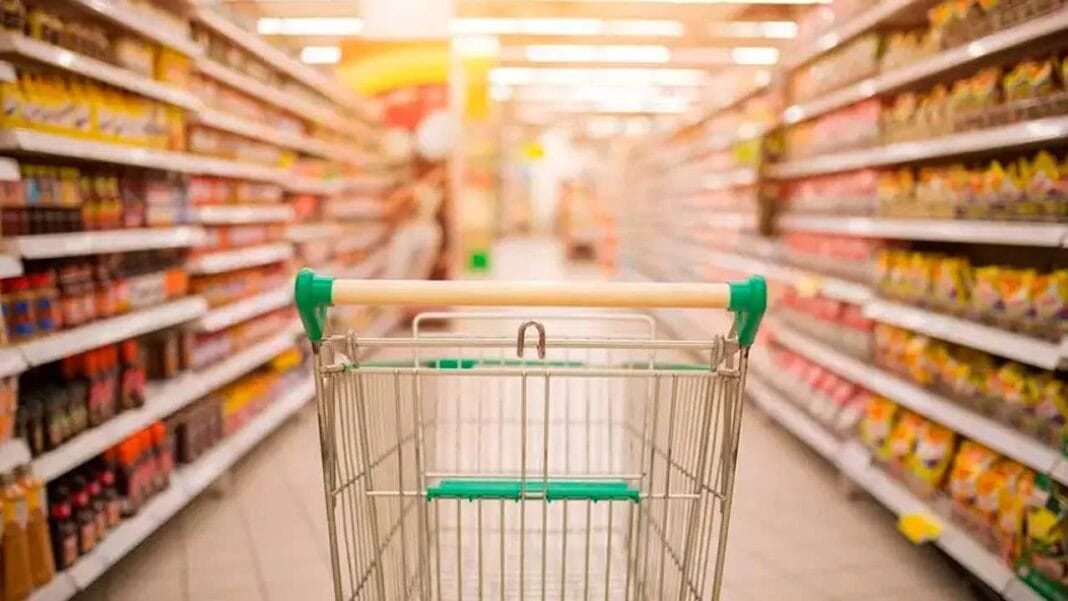 Greqia, ulja e çmimeve për 1600 produkte u mundësua pas Greqia, ulja e çmimeve për 1600 produkte u mundësua pas marrëveshjes së supermarketeve me qeverinë