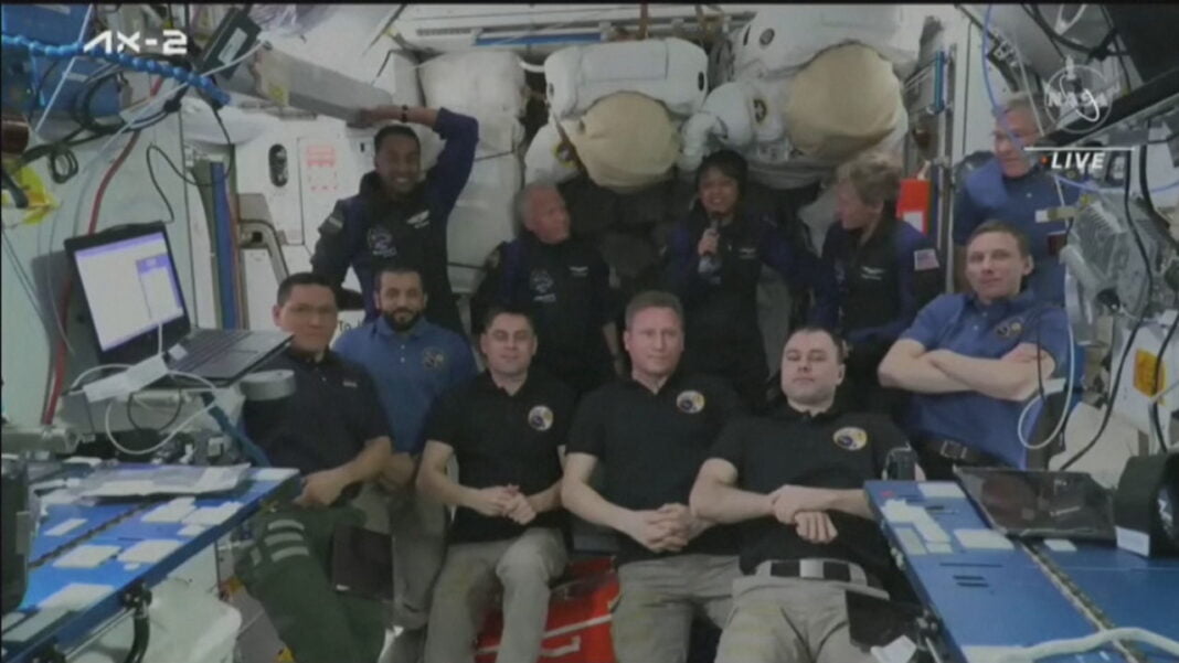 Hapësira bashkon njerëzit, udhëtim me pagesë drejt Stacionit Ndërkombëtar të NASA MISION PRIVAT frame 3261 1280x720