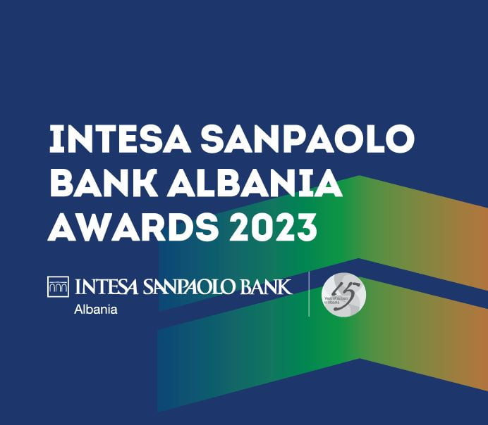 Intesa Sanpaolo Bank Albania Awards – Fituesit e çmimeve janë Intesa Sanpaolo Bank Albania Awards – Fituesit e çmimeve janë nga “Inovacioni” deri në “Gratë në Biznes”!