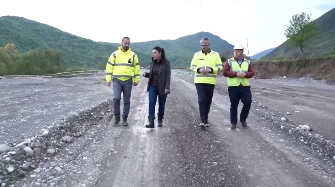 Korridori VIII shkurtohet me 20 km – Caktohet dogana e re me Maqedoninë e Veriut, Balluku: Kredi për ndërtimin e bypass Elbasan!
