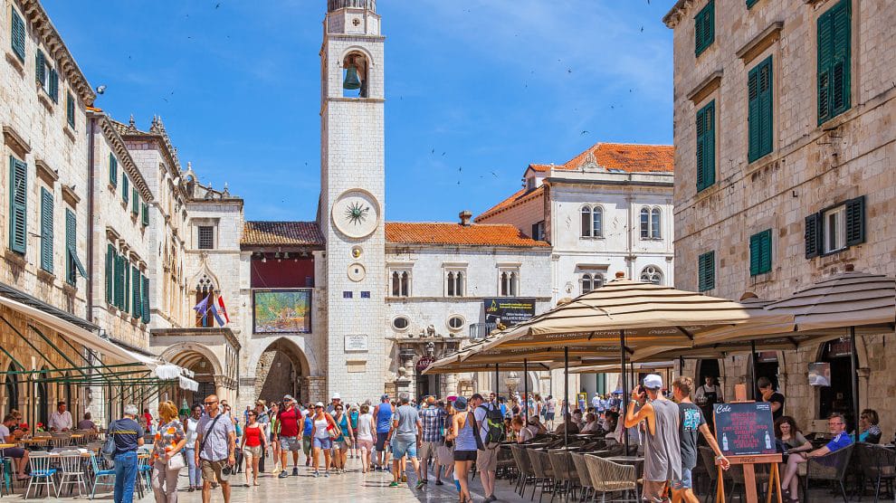 Kroaci, rezervimet turistike tejkalojnë pritshmëritë, pavarësisht pasigurive globale