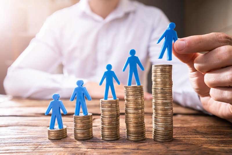 Mbi 5.500 shqiptarë ju shtuan skemave të pensioneve private – Në prag të ndryshimeve ligjore nga AMF, fondet e investuara u rritën me 10 milionë euro