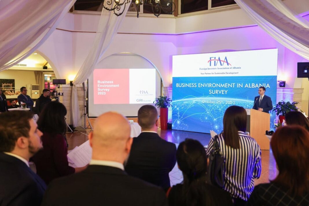 Mete me investitorët e huaj: Po punojmë për një ligj Mete me investitorët e huaj: Po punojmë për një ligj të ri të unifikuar për investimet!