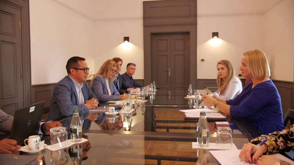 Ministrja Denaj: Banka Botërore financim 65 milionë euro për rritjen e aksesit në tregje për fermerët dhe sigurinë ushqimore