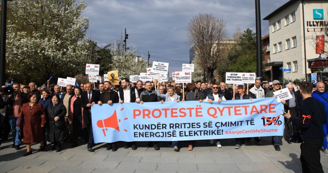 Pas protestës të së shtunës, me 11 prill protesta tjetër Ads