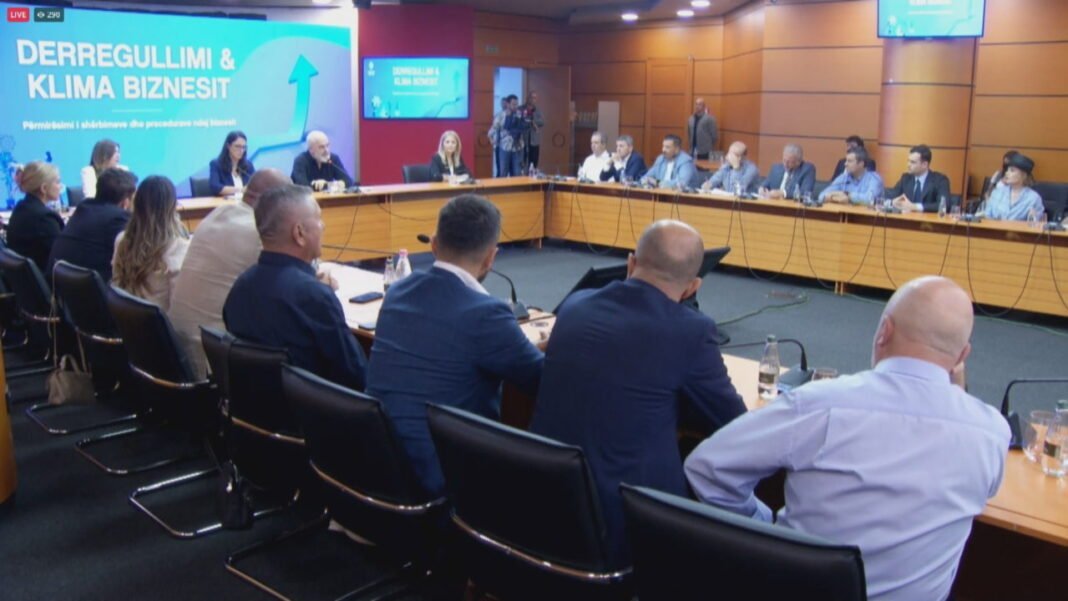 Rama nuk tërhiqet, Dhomat e Tregtisë ankohen se injorohen, ndërtuesit kr rama me biznesin frame 336 1280x720