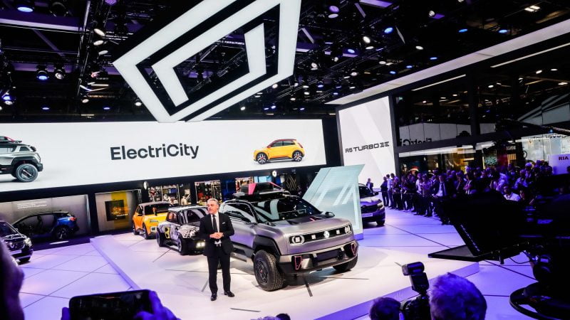 Renault riorganizohet drejt së ardhmes elektrike – Do të punësojë 10 mijë njerëz në fabrikën e saj në Francë