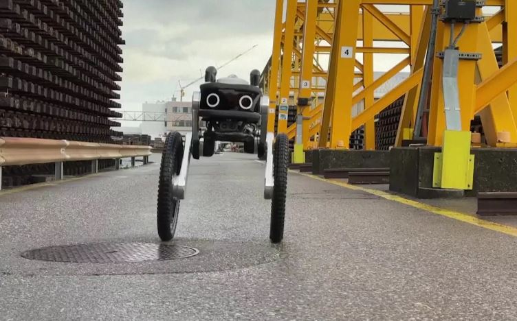 Roboti i inteligjencës artificiale që po zëvendëson njerëzit si roje sigurie në Zvicër!