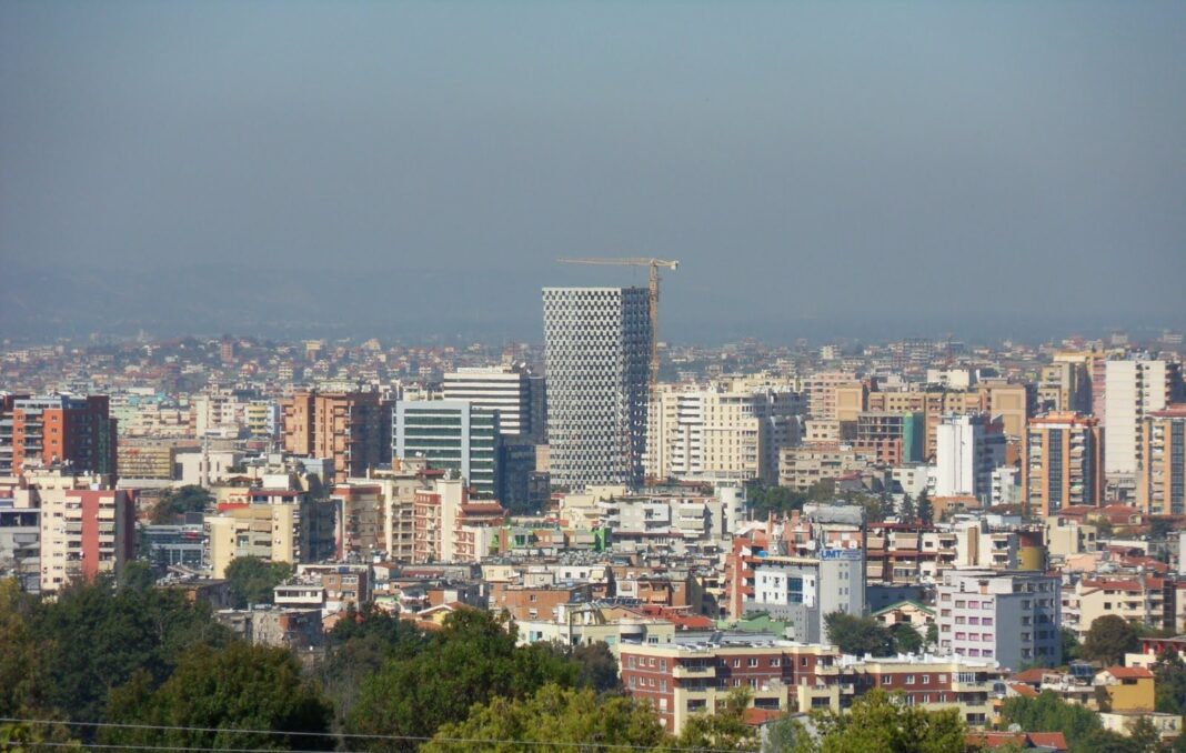 Sa u rritën qiratë në Tiranë dhe Bregdet? – Publikohet analiza e Departamentit të Kërkimeve në BSH me 34 mijë listime