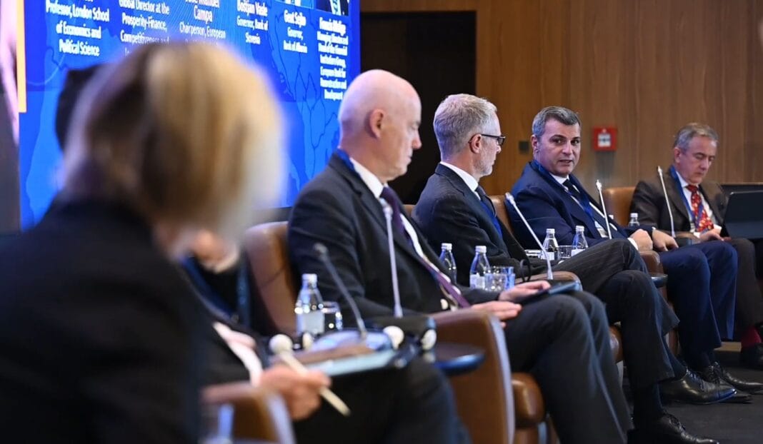 Sejko: Bankat qendrore duhet të kenë prioritet stabilitetin e çmimeve, Ads