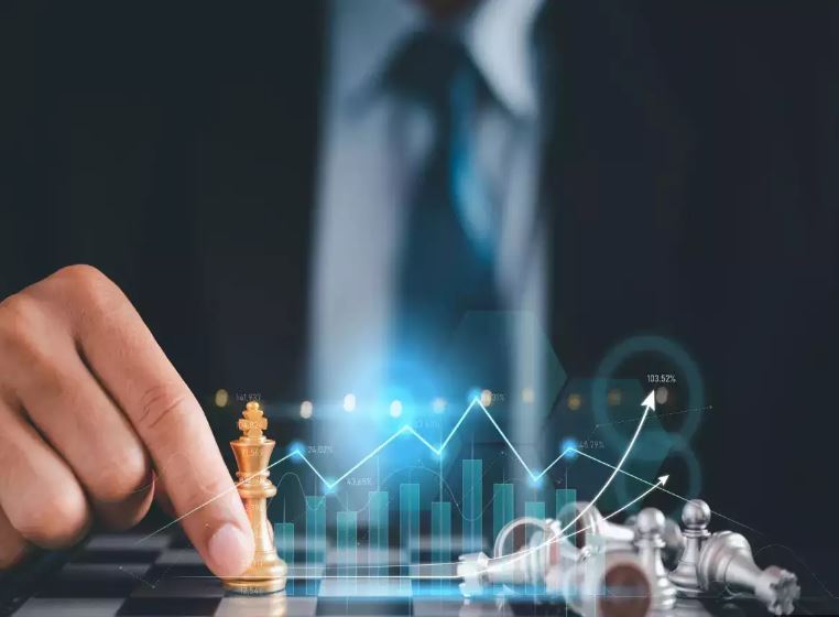 Shqiptarët, “tregtarë të lindur” – Sektori me numrin më të lartë të bizneseve në vend