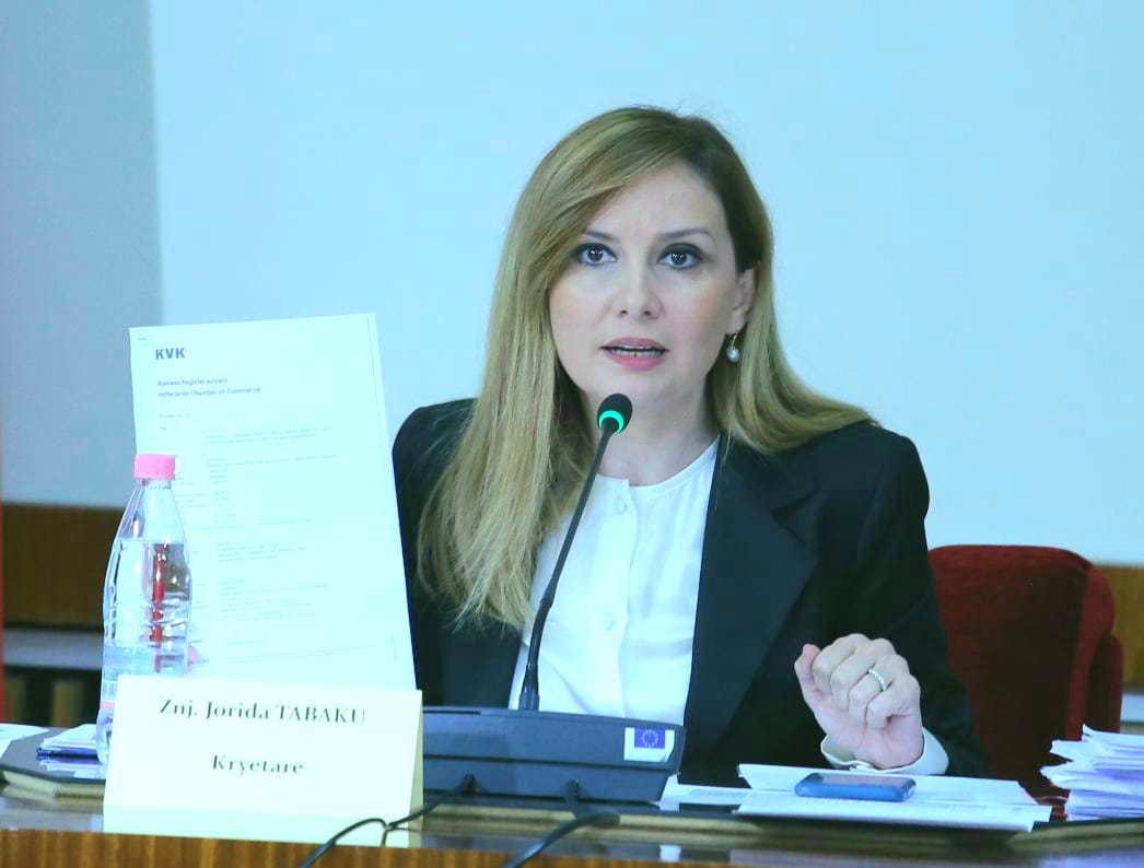 Të mbyllet “trau” për investimet strategjike! – Projektligji/ Përfitues kompani të lidhura me pushtetin, ndryshim afati