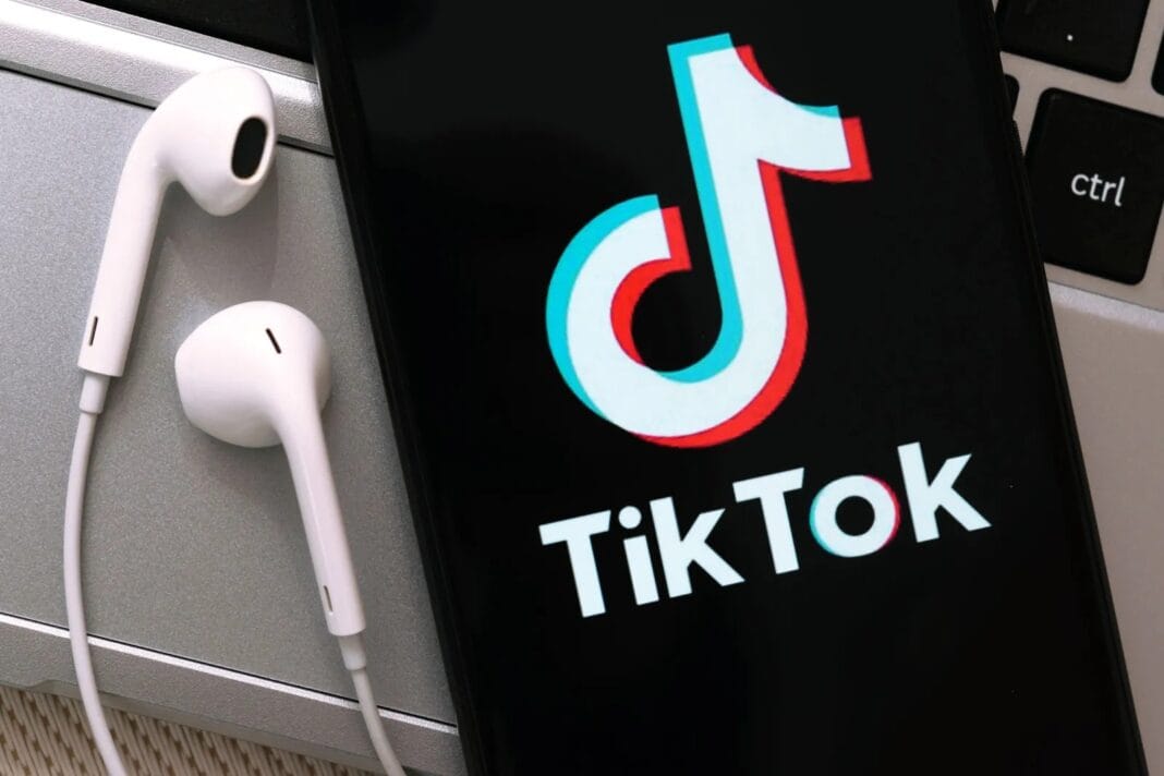 TikTok akuzohet për shkelje të rregullave teknologjike të BE-së për sigurinë online të fëmijëve