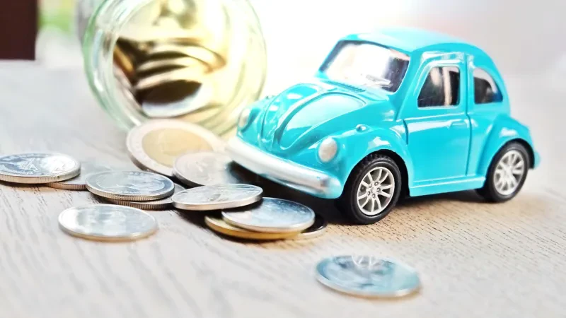Cmimi sigurimit të makinës do varet nga mosha e drejtuesit dhe eksperienca