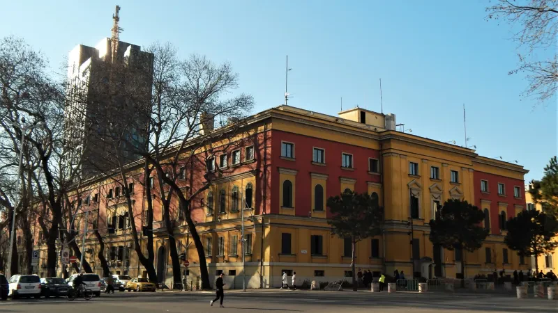 Ministria e Financave: Nuk ka ndryshuar paga minimale, vijon të mbetet 30,000 lekë