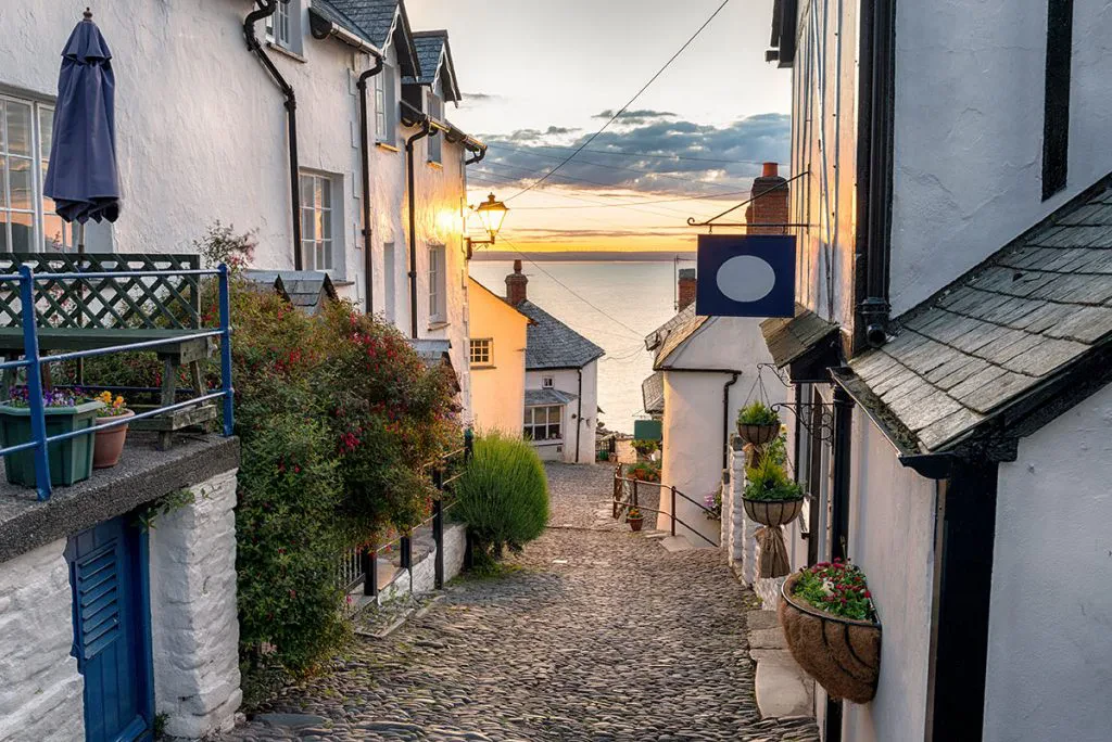 Clovelly, Angli