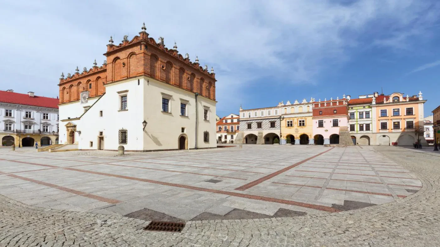 Tarnów, Poloni