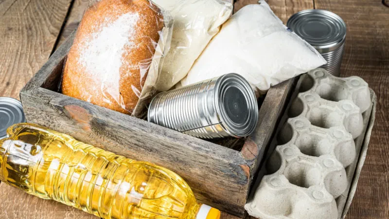 Të varfërit në mbijetesë, buka, vaji, bulmeti dhe sheqeri rritje vjetore nga 14% -24% në prill