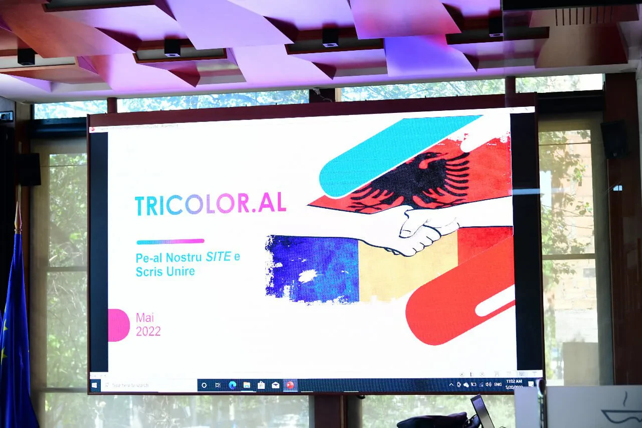 tricolor.al