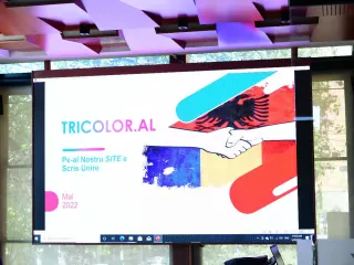 tricolor.al