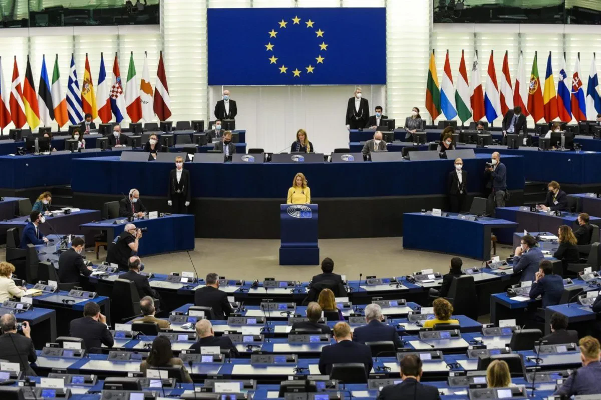 Bashkimi Europian arrin marrëveshjen për të siguruar paga minimale të drejta për punonjësit