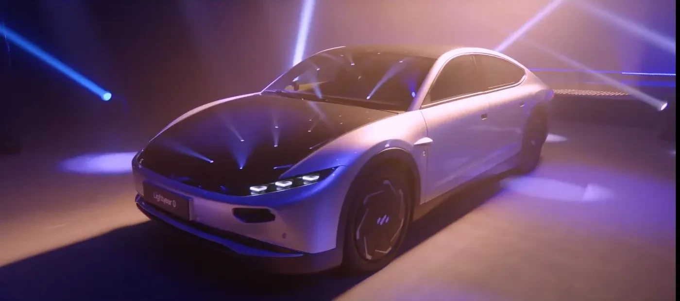 Makina diellore Lightyear 0, gati për prodhim