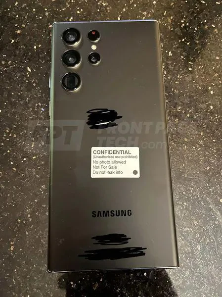Fotografitë e para të Galaxy S22 Ultra zbulojnë lidhjet me serinë Galaxy Note