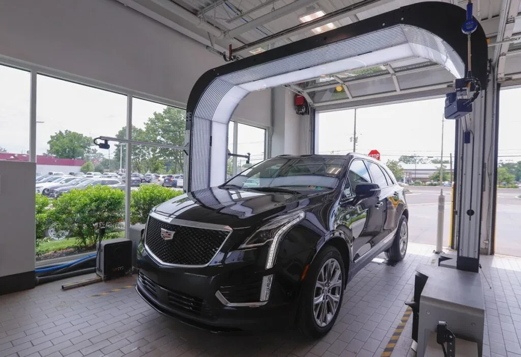 General Motors po përdor Inteligjencën Artificiale për të shpejtuar kontrollin e makinave