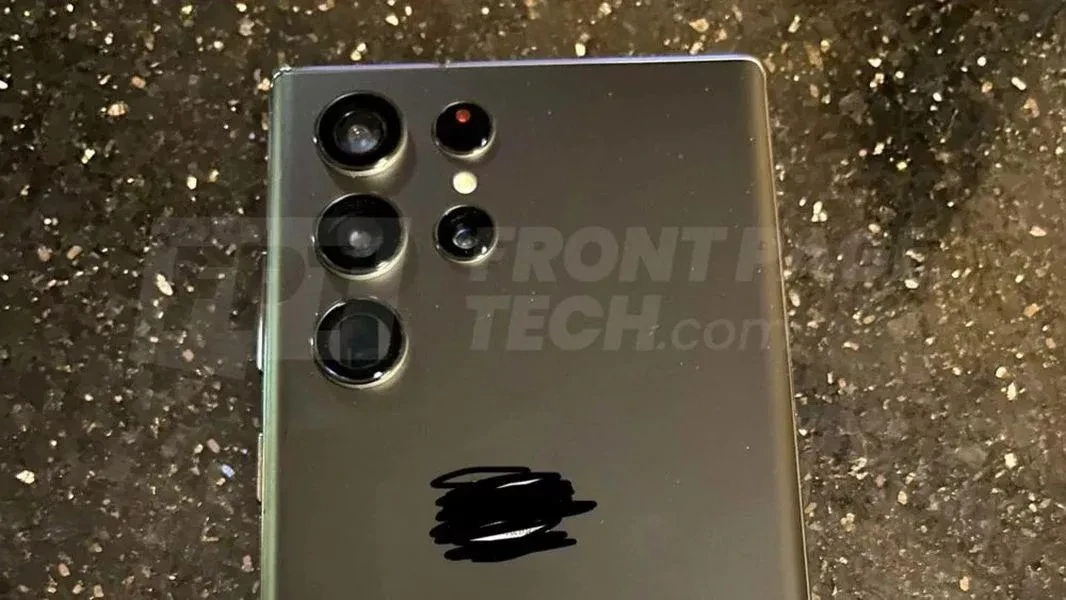 Fotografitë e para të Galaxy S22 Ultra zbulojnë lidhjet me serinë Galaxy Note
