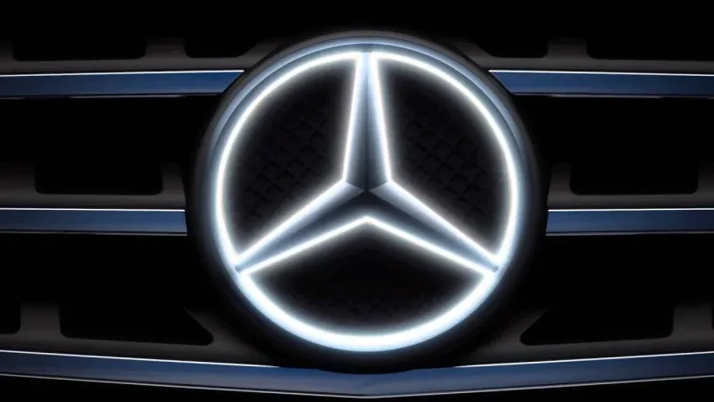 Mercedes përshtat fabrikat për prodhimin e automjeteve elektrike