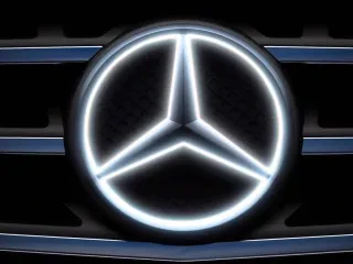 Mercedes përshtat fabrikat për prodhimin e automjeteve elektrike