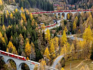 Rekord botëror: Pse Zvicra ndërtoi një tren 2 kilometra të gjatë?! (FOTOT)