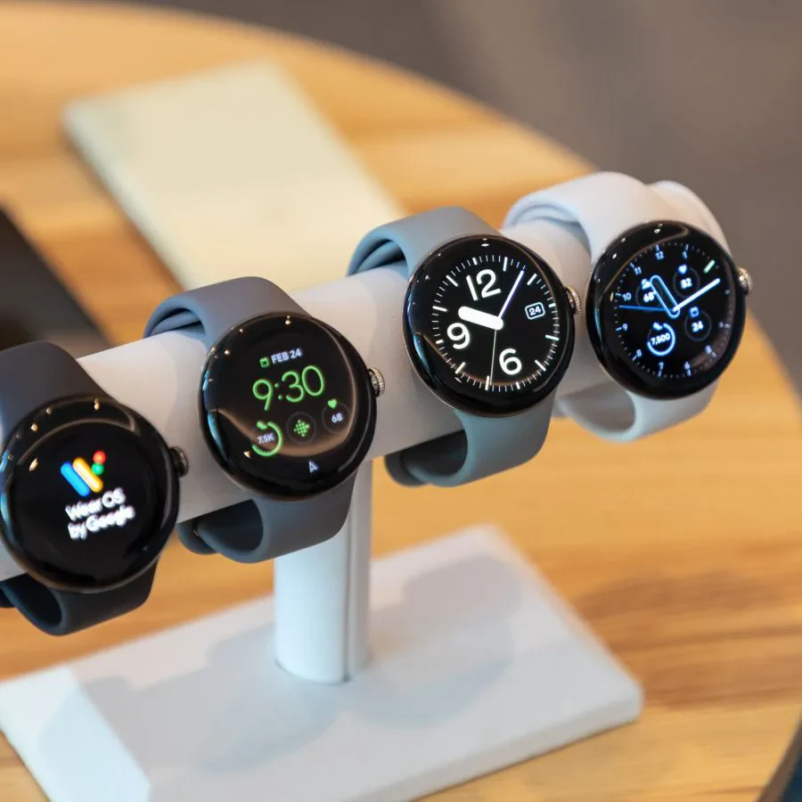 Google prezanton smartwatch – Do të dalë në shitje më 13 tetor për 349,99 dollarë