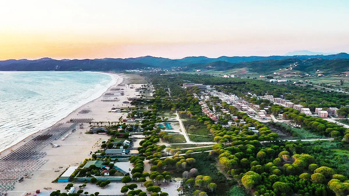 Investimet strategjike, qeveria kalon 90 mijë m2 tokë shtet për një resort në Gjirin e Lalëzit, miratohet dhe një agroturizëm