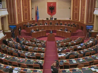 EKONOMIA PARLAMENT frame 2045 1280x720