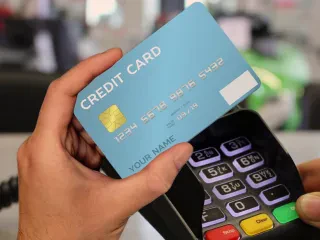 Të gjithë me llogari bankare, Sejko: Shteti do mbulojë kostot – Ibrahimaj: Sa më pak Cash në ekonomi, çdo shërbim i e-Albania do paguhet me bankë